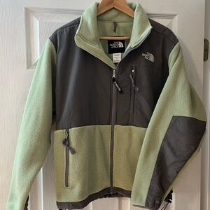 North Face Medium Light Olive / Grey Performance Fleece Jacket